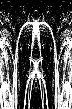 Grunge dikey olarak simetrik siyah beyaz doku. Tek renkli yıpranmış kaplama deseni. 