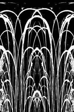 Grunge dikey olarak simetrik siyah beyaz doku. Tek renkli yıpranmış kaplama deseni. 