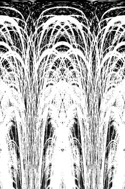 Grunge dikey olarak simetrik siyah beyaz doku. Tek renkli yıpranmış kaplama deseni. 