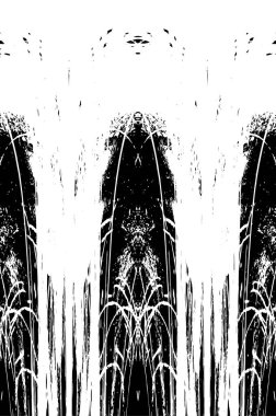 Grunge dikey olarak simetrik siyah beyaz doku. Tek renkli yıpranmış kaplama deseni. 