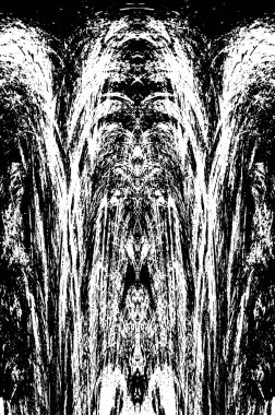 Grunge dikey olarak simetrik siyah beyaz doku. Tek renkli yıpranmış kaplama deseni. 