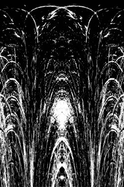 Grunge dikey olarak simetrik siyah beyaz doku. Tek renkli yıpranmış kaplama deseni. 