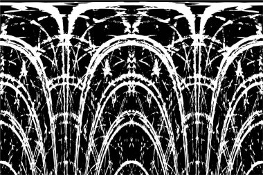 Grunge dikey olarak simetrik siyah beyaz doku. Tek renkli yıpranmış kaplama deseni. 