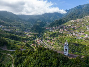 Güzel deniz ve okyanusun havadan görünüşü