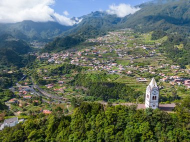 Güzel deniz ve okyanusun havadan görünüşü