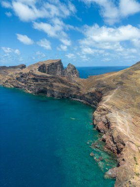 Güzel deniz ve okyanusun havadan görünüşü