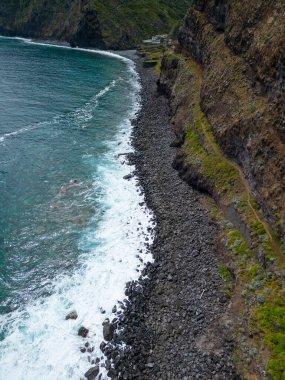 Güzel deniz ve okyanusun havadan görünüşü