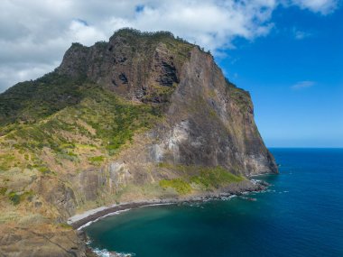 Güzel deniz ve okyanusun havadan görünüşü