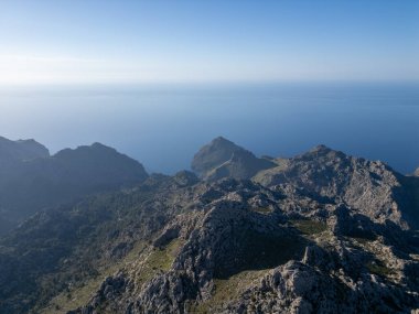 Dağlardaki Akdeniz manzarası çok güzel..