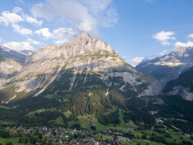 Alplerin güzel manzarası