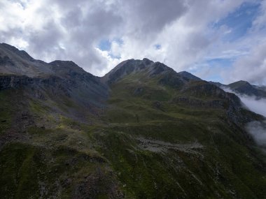 Dağların güzel manzarası