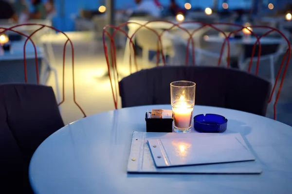 Empty Open European Cafe Seashore Dusk Stylish Table Decoration Burning — ストック写真