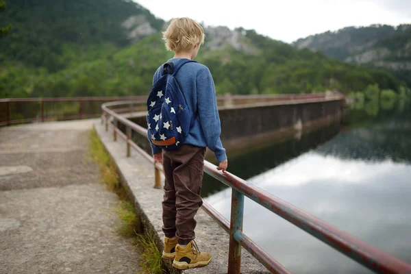 Preteen Boy Exploring Nature Having Fun Hiking Mountains Valley Sunny — Stock Photo, Image