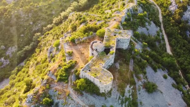 Вид Воздуха Форт Космач Черногории Крепость Расположена Недалеко Будвы Старый — стоковое видео