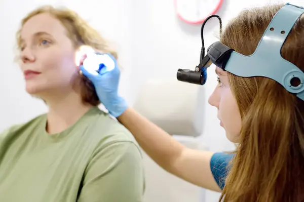 Patient Seen Otolaryngologist Professional Ent Doctor Examines Patient Otolaryngologist Examines Foto Stock