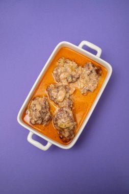 Domates soslu kıymalı pirzola.