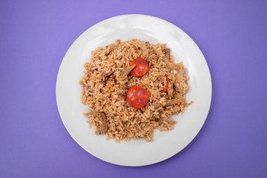 Orijinal arroz de pato ördek pilavı Portekiz 'in geleneksel tariflerinden biridir.