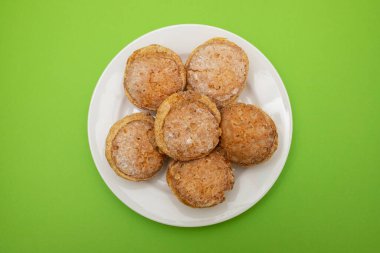 Pasteis de feijao Tipik Portekiz hamur işleri