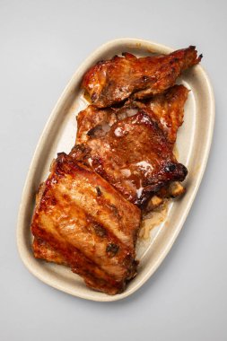 Lezzetli ızgara kaburga