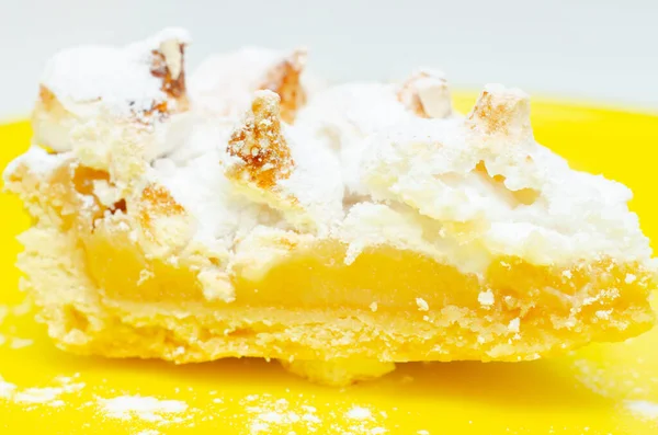 Torta Merengue Limão Manteiga Enriquecida Pastelaria Shortcrust Preenchido Com Limão — Fotografia de Stock