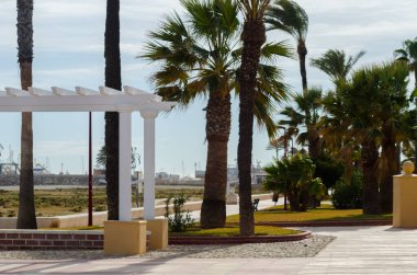 VERA, SPAIN - 23 HAZİRAN 2019 İspanya 'nın Vera şehrinde çok sayıda kültürel ve spor etkinliğinin gerçekleştiği şehir gezisi