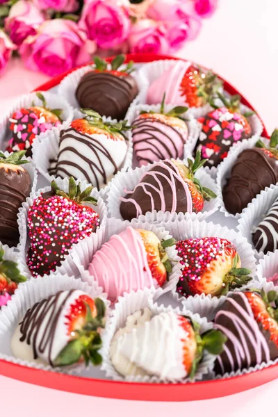 Variety Chocolate Dipped Strawberries Heart Shaped Box — Stock Photo, Image