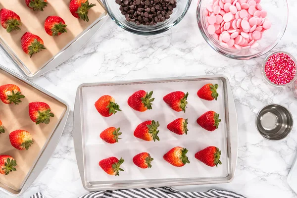 Flat Lay Ingredients Prepare Chocolate Dipped Strawberries — Stock Photo, Image