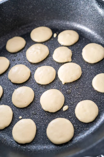 Frying Mini Pancake Cereal Nonstick Frying Pan — Stock Photo, Image