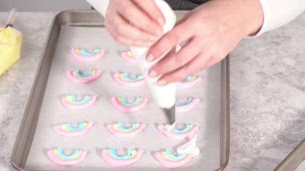 Langkah Demi Langkah Piping Meringue Mix Unicorn Shaped Pops Baking — Stok Video
