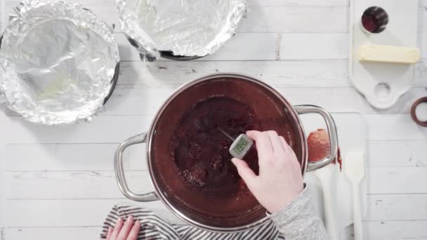 Deitado Passo Passo Misturando Ingredientes Panela Cozinhar Para Fazer Chocolate — Vídeo de Stock