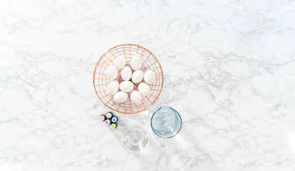 Пласка Лежала Пасхальне Яйце Розмальовка Виміряні Інгредієнти Скляних Мисках Фарбування — стокове фото