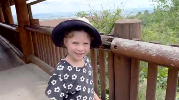 Colorado Springs Colorado Usa Agosto 2022 Bambina Visita Allo Zoo — Video Stock