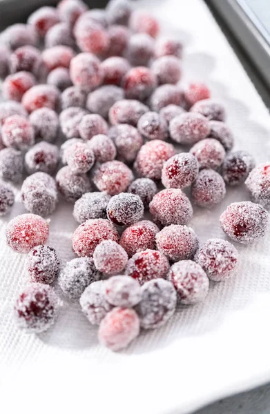 红莓糖覆有白糖的有机越橘 — 图库照片