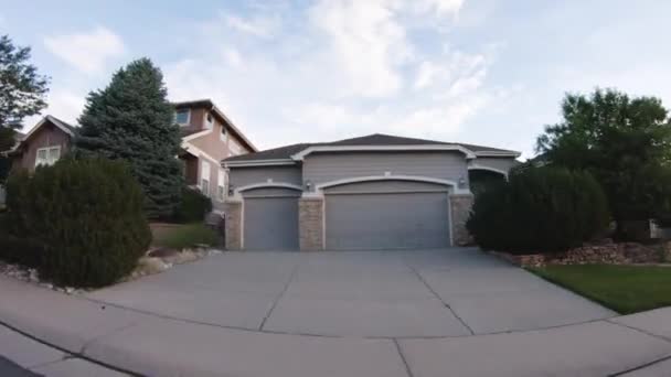 Denver Colorado Usa Juli 2020 Uitzicht Typische Buitenwijk Een Zomerochtend — Stockvideo