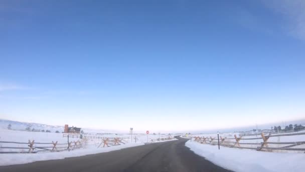 Kör Landsväg Amerikanska Förorter Vintern Morgon — Stockvideo