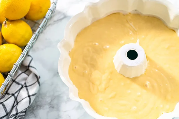 Лимонный Тесто Торта Сковороде Выпечки Готовой Выпечке — стоковое фото