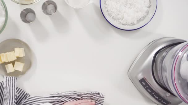 Плоский Лежал Смешивание Ингредиентов Пищевом Процессоре Приготовления Домашнего Кокосового Печенья — стоковое видео