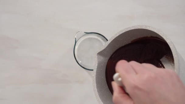 Schritt Für Schritt Flach Lag Zubereitung Von Schokolade Zuckerguss Einem — Stockvideo