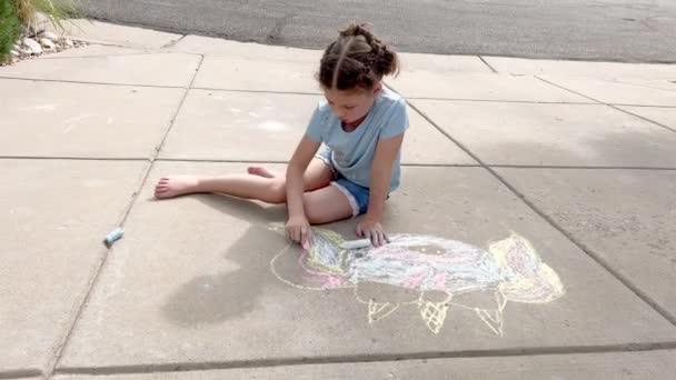Little Girl Drawing Chalk Art Suburban Driveway Summer Day — Stock Video