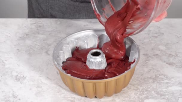 Step Step Pouring Cake Batter Bundt Cake Pan Bake Red — Stock Video