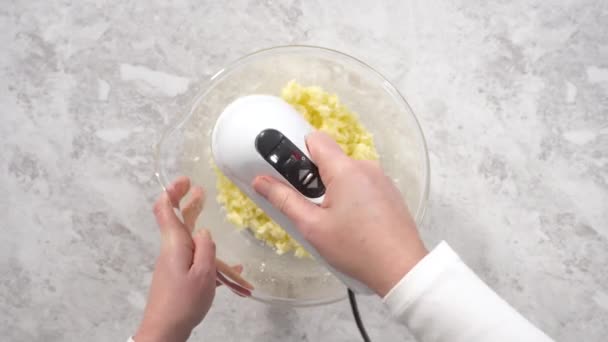 Пласка Лежала Крок Кроком Змішування Інгредієнтів Скляній Мисці Приготування Червоного — стокове відео