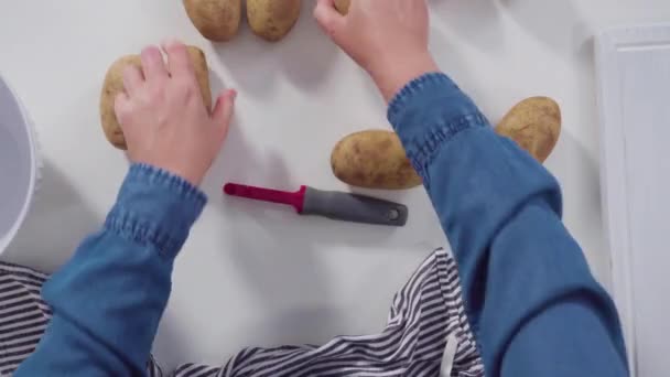 Time Lapse Flat Lay Step Step Peeling Large Yellow Potatoes — Stock Video