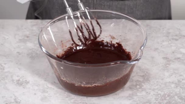 Mezclar Ingredientes Para Hornear Cupcakes Chocolate Arcoíris Unicornio — Vídeos de Stock