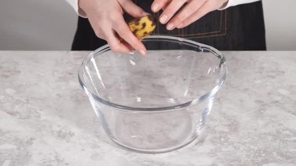 Smashing Riped Bananas Glass Mixing Bowl Prepare Coconut Banana Palačinky — Stock video