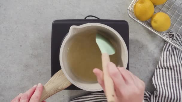Plat Lay Sirop Tort Gătit Pentru Tort Într Cratiță — Videoclip de stoc