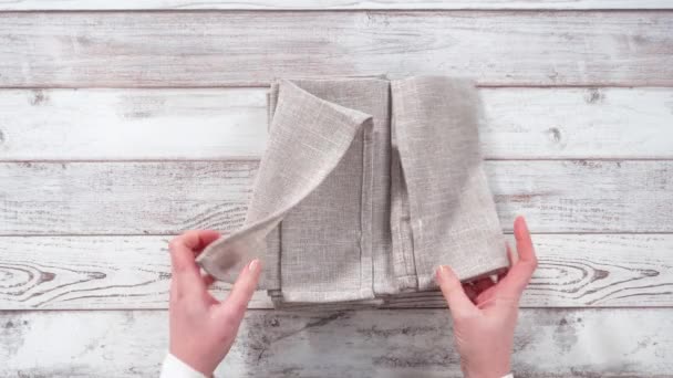 Step Step Folding Natural Color Linen Dinner Napkin Wooden White — Stock Video