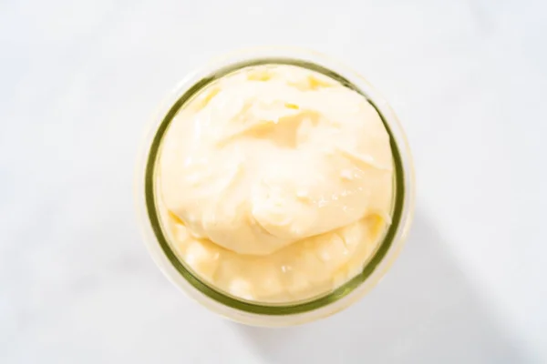 Crèmekaas Vulling Voor Gebakjes Kleine Glazen Jat — Stockfoto
