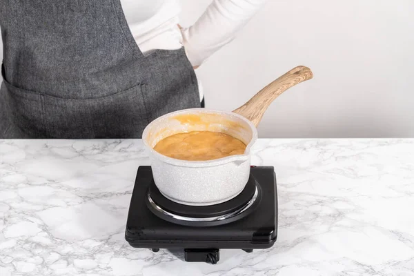 Prepare Toffee Glaze Small Sauce Pan Electric Stove — Stock Photo, Image
