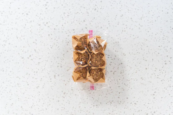 Plat Gelegd Maaltijden Voorbereiden Verpakking Banaan Havermout Muffins Het Plastic — Stockfoto