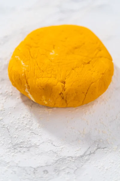 Bolachas Limão Com Cobertura Limão Massa Biscoito Rolante Com Rolo — Fotografia de Stock